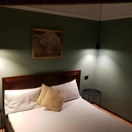 Casa Apusul Soarelui 3*