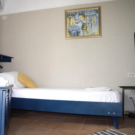 Casa Apusul Soarelui 3*